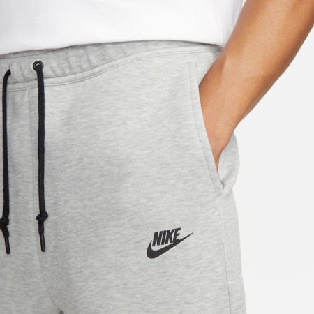 Short Nike Sportswear Tech Fleece Gris